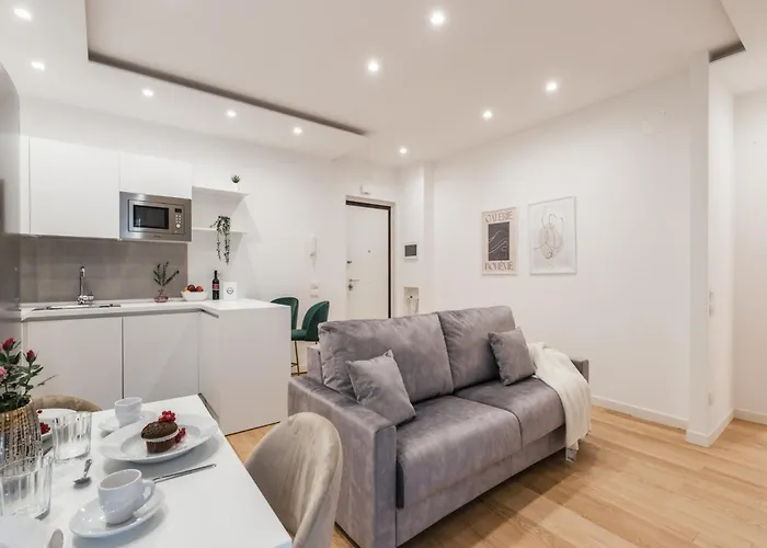 The Best Rent - Modern One-Bedroom Apartment In The Cipro Area