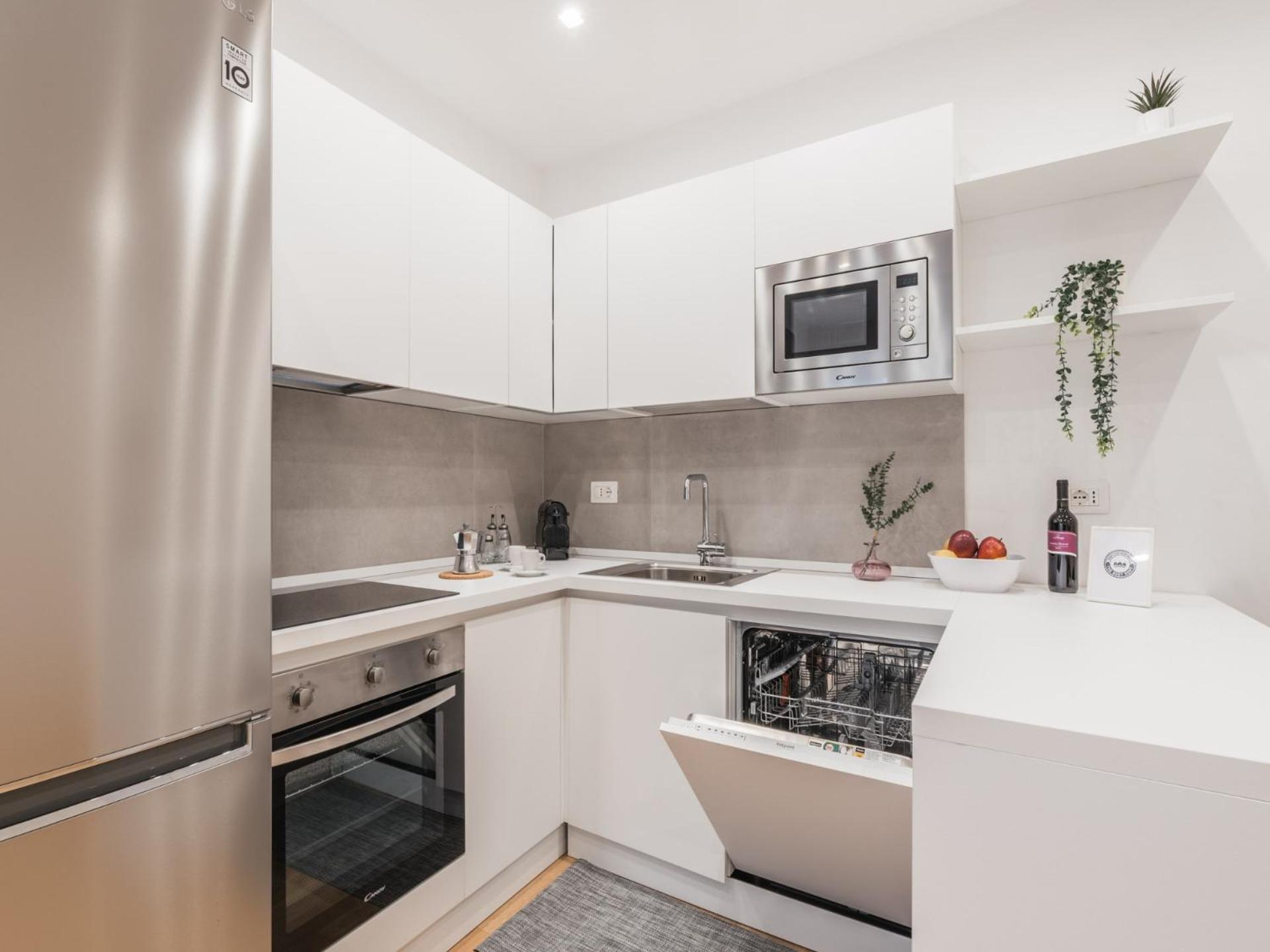 Apartment The Rent - Modern One-bedroom In The Cipro Area *